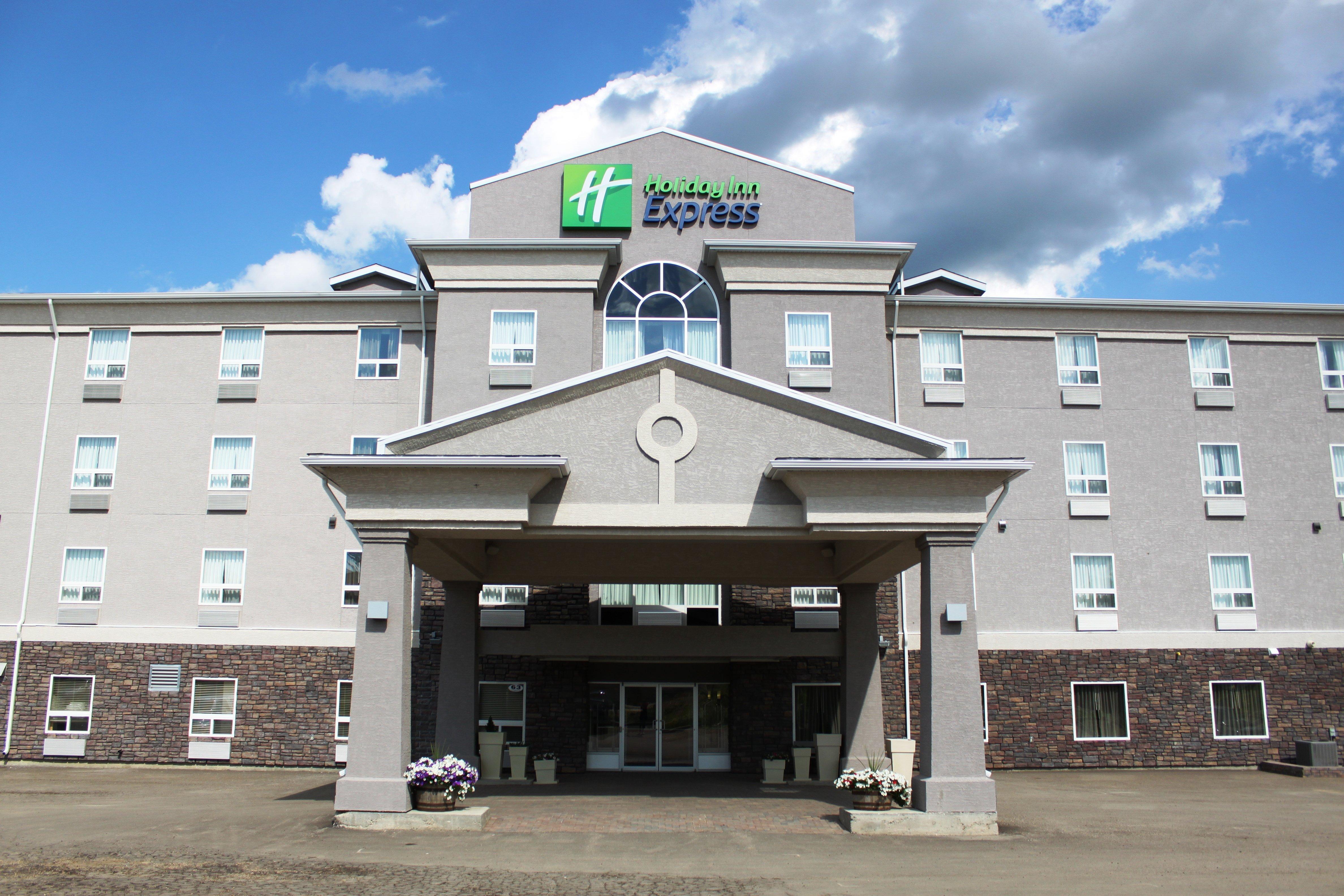 Holiday Inn Express Yorkton East Exterior foto