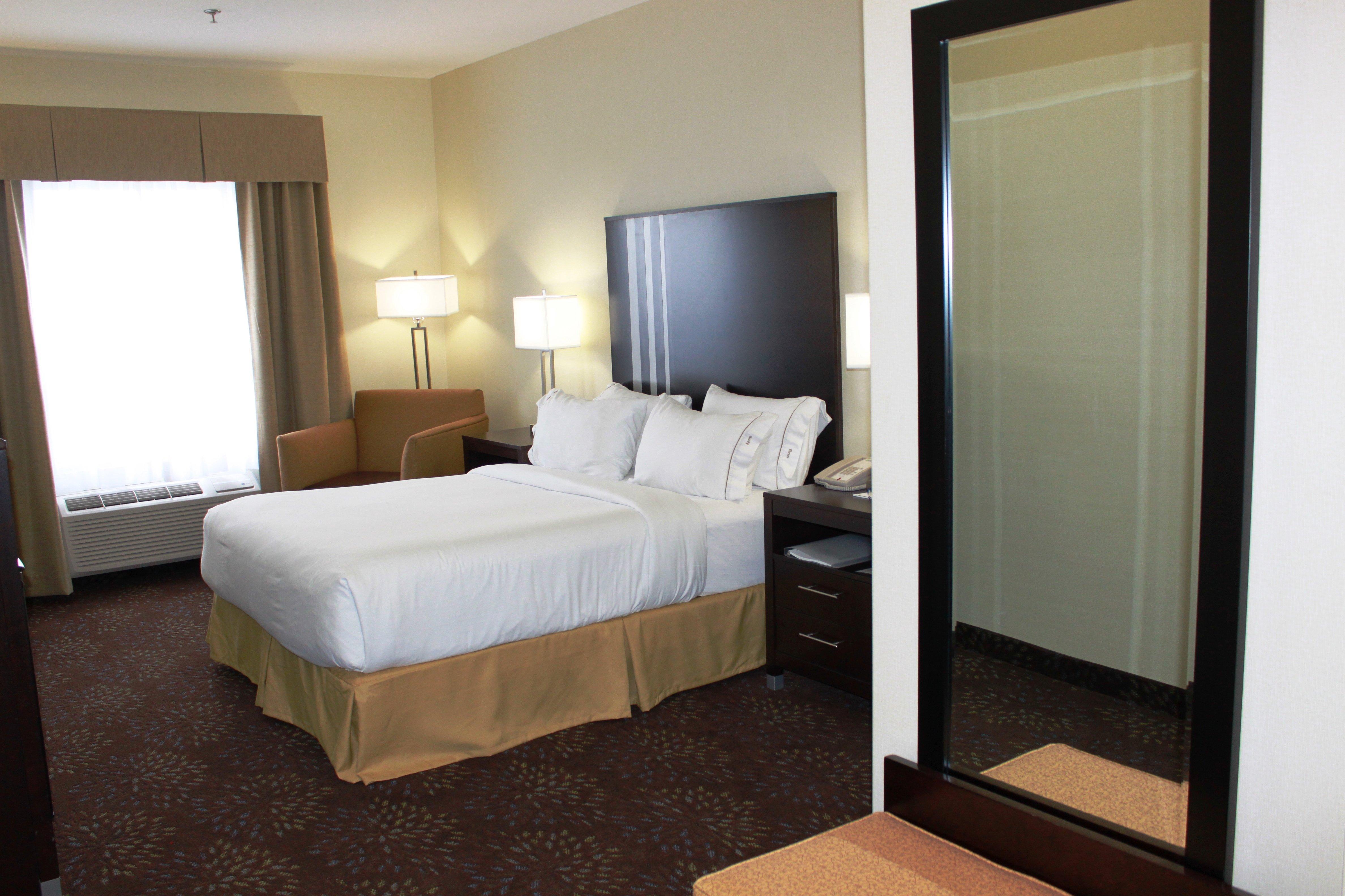 Holiday Inn Express Yorkton East By Ihg Exterior foto