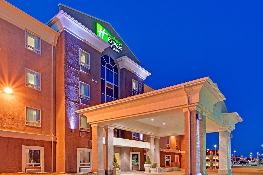 Holiday Inn Express Yorkton East Exterior foto